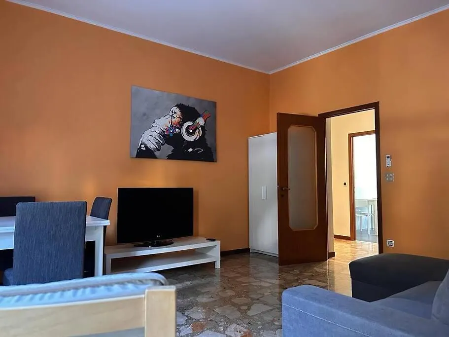 Da Domenico 7 Apartment Parma Italy